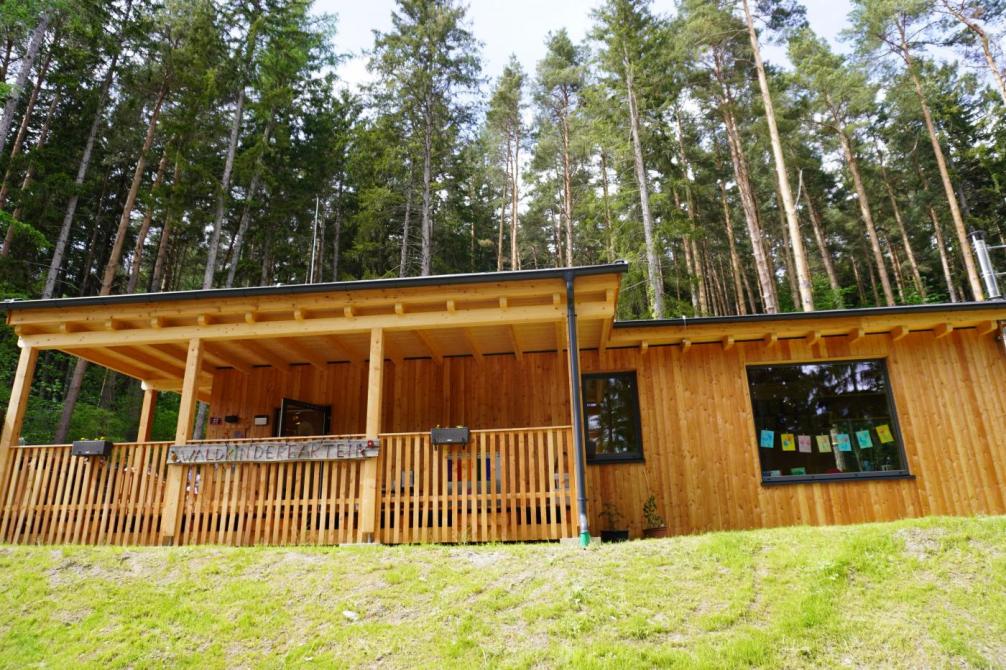 Wald Gruppenraum